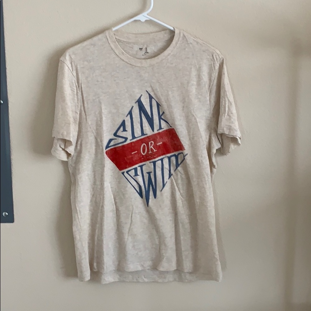 Gap T Shirt Sink or Swim print